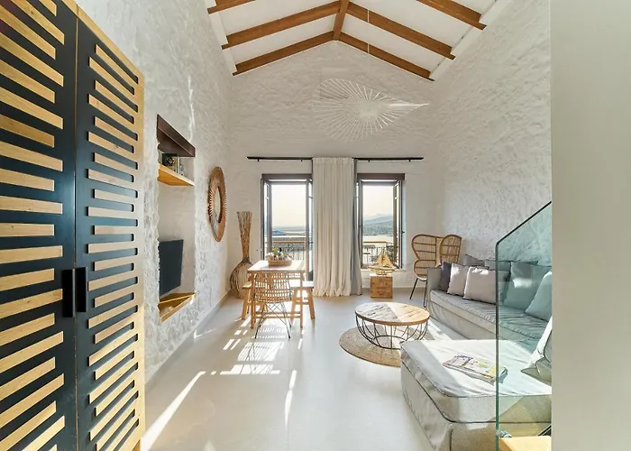 Vista Del Porto Luxury Suites