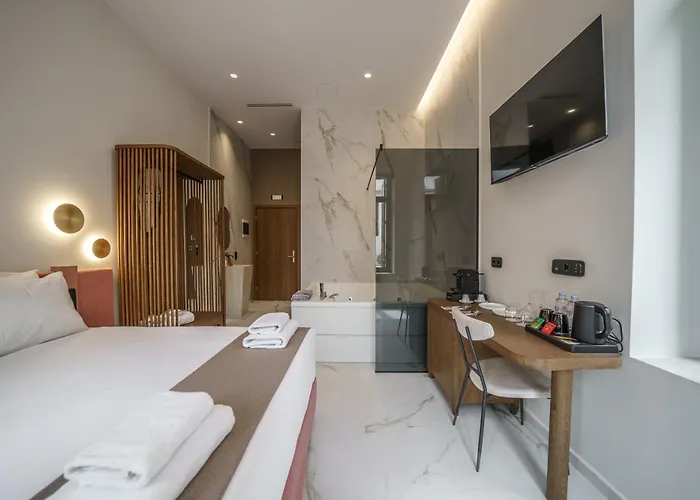 Omma Suites